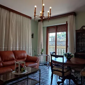 Apartment La Casa Di Yuri - Free Private Parking & Air Conditioning, Recco